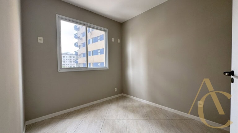 Apartamento à venda – 03 quartos, sendo 01 suíte  – Centro – Florianópolis/SC.