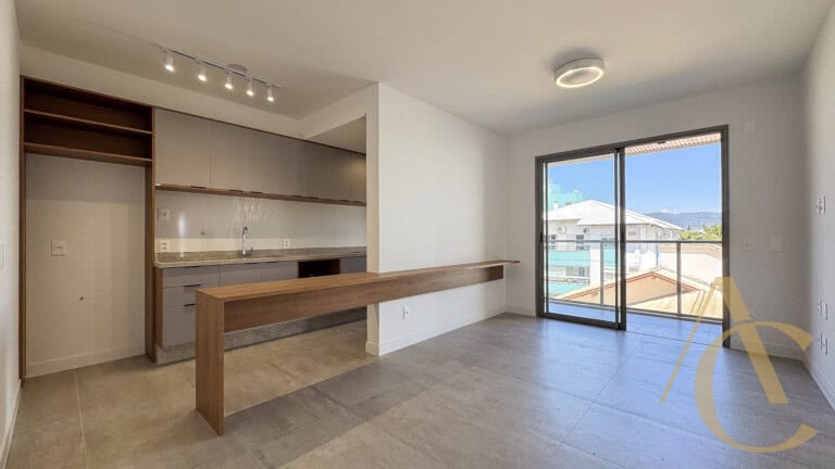 Apartamento para locação – 1 suíte e 2 demi-suítes – João Paulo, Florianópolis/SC.