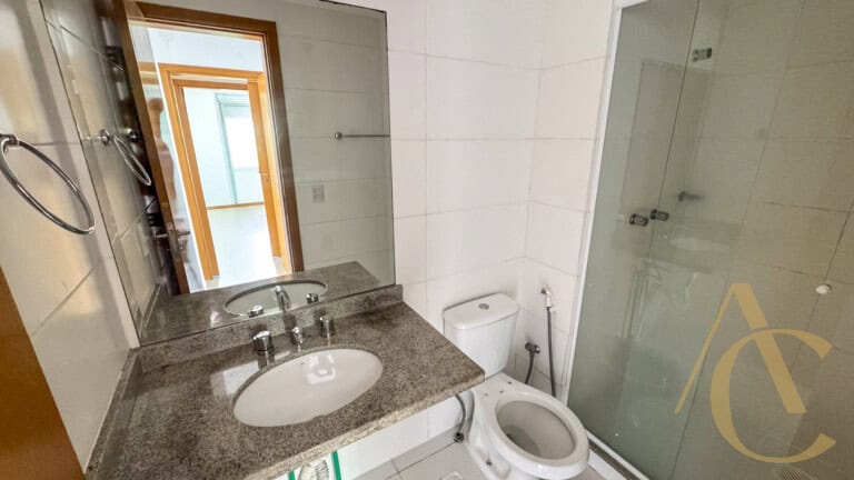 Apartamento para alugar – 1 suíte e 2 demi-suítes –  Abraão – Florianópolis/SC.