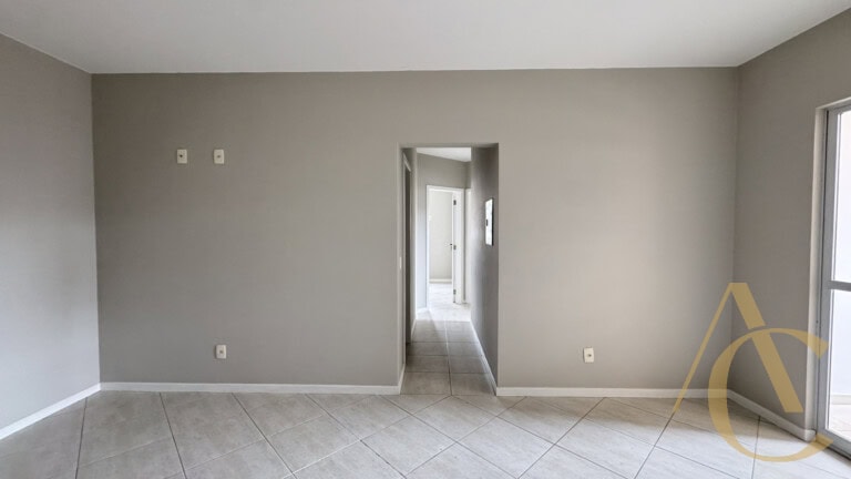 Apartamento à venda – 03 quartos, sendo 01 suíte  – Centro – Florianópolis/SC.