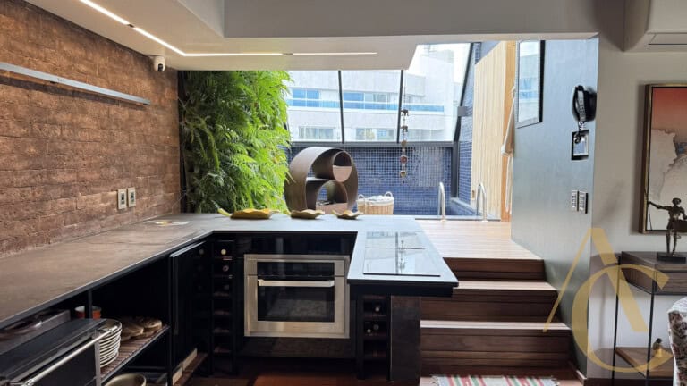 Apartamento/Cobertura à venda – 4 quartos sendo 2 suítes – Agronômica, Florianópolis/SC.