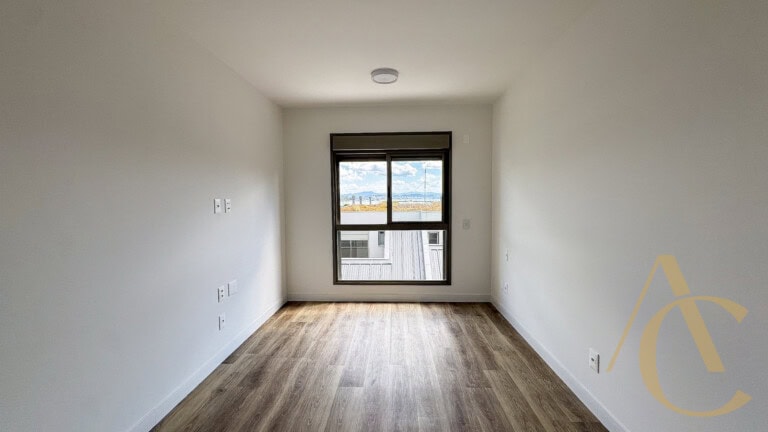 Apartamento para locação – 1 suíte e 2 demi-suítes – João Paulo, Florianópolis/SC.