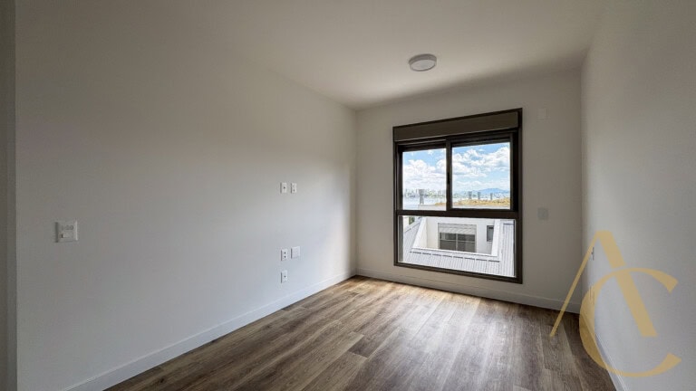 Apartamento para locação – 1 suíte e 2 demi-suítes – João Paulo, Florianópolis/SC.