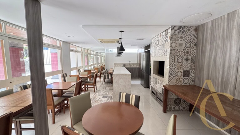 Apartamento/Cobertura à venda – 4 quartos sendo 2 suítes – Agronômica, Florianópolis/SC.