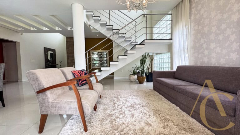 Casa residencial para venda – 4 suítes – Campeche, Florianópolis/SC.