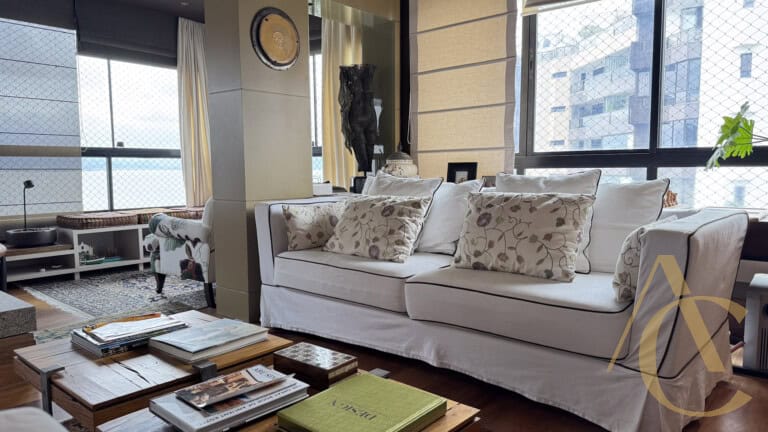 Apartamento/Cobertura à venda – 4 quartos sendo 2 suítes – Agronômica, Florianópolis/SC.