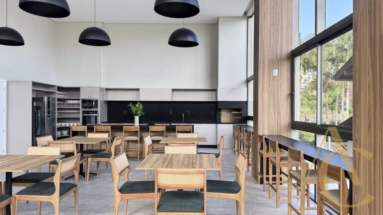 Apartamento duplex à venda – 2 suítes – João Paulo – Florianópolis/SC.