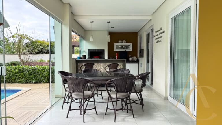 Casa residencial para venda – 4 suítes – Campeche, Florianópolis/SC.