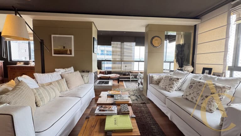 Apartamento/Cobertura à venda – 4 quartos sendo 2 suítes – Agronômica, Florianópolis/SC.