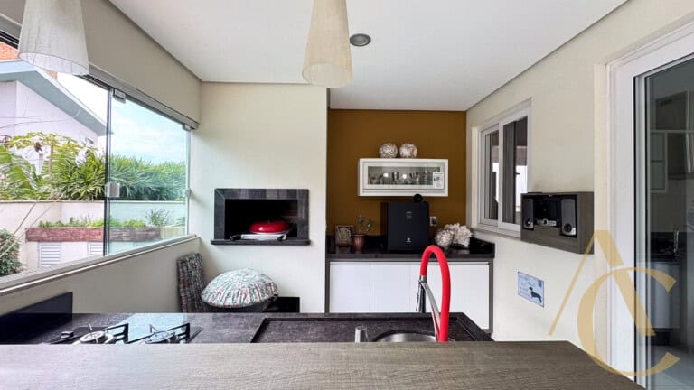 Casa residencial para venda – 4 suítes – Campeche, Florianópolis/SC.