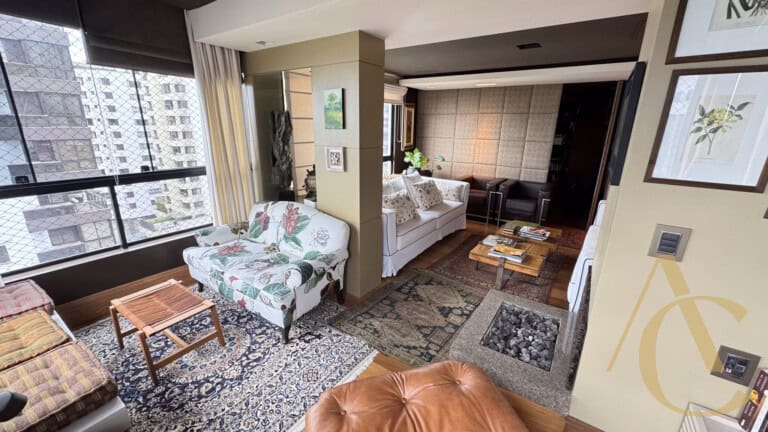 Apartamento/Cobertura à venda – 4 quartos sendo 2 suítes – Agronômica, Florianópolis/SC.