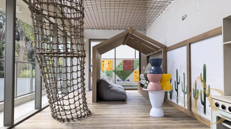 Apartamento duplex à venda – 2 suítes – João Paulo – Florianópolis/SC.