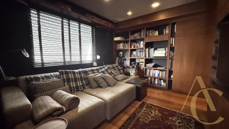 Apartamento/Cobertura à venda – 4 quartos sendo 2 suítes – Agronômica, Florianópolis/SC.