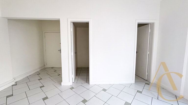 Sala para alugar – 111,60m² – Centro – Florianópolis/SC