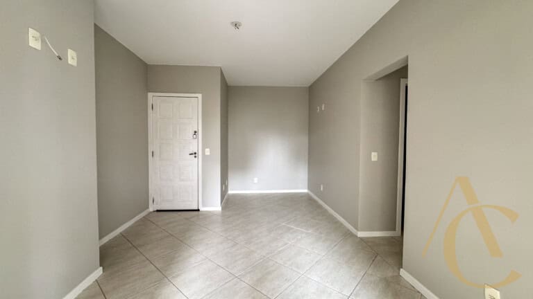 Apartamento à venda – 03 quartos, sendo 01 suíte  – Centro – Florianópolis/SC.