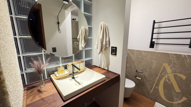 Apartamento/Cobertura à venda – 4 quartos sendo 2 suítes – Agronômica, Florianópolis/SC.