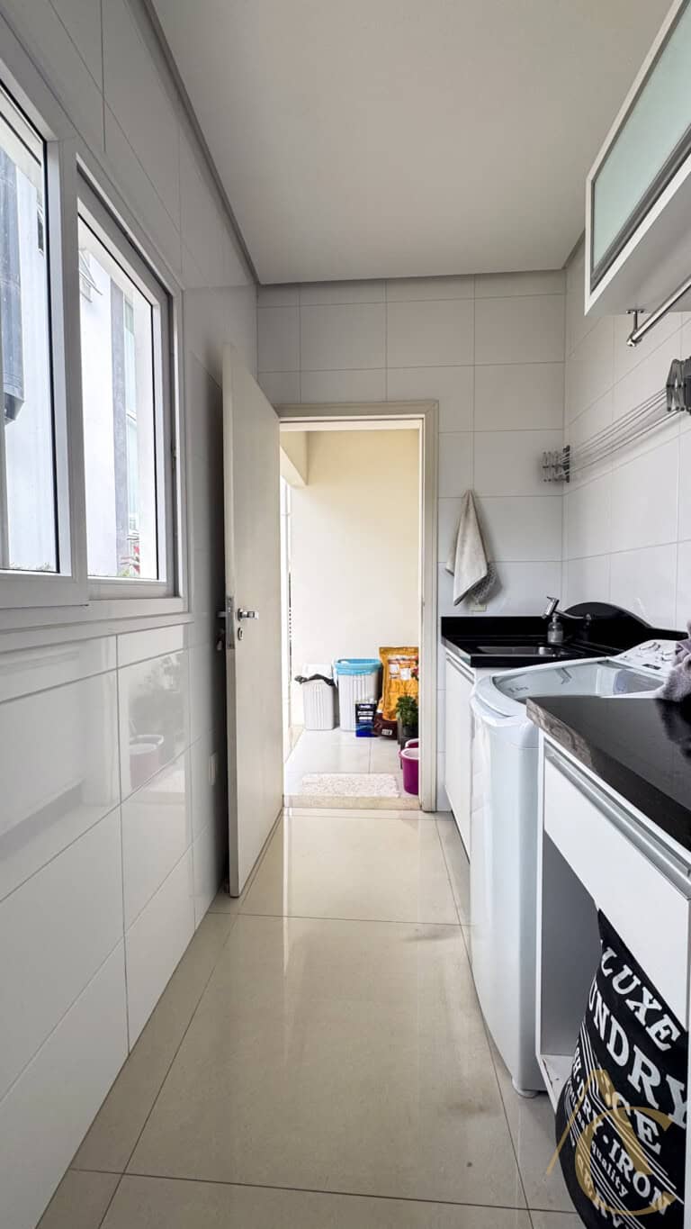 Casa residencial para venda – 4 suítes – Campeche, Florianópolis/SC.