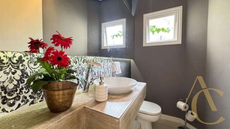 Casa residencial para venda – 4 suítes – Campeche, Florianópolis/SC.