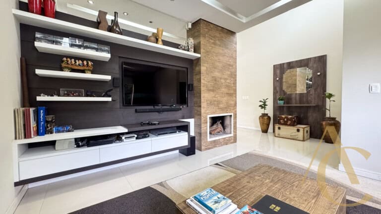 Casa residencial para venda – 4 suítes – Campeche, Florianópolis/SC.