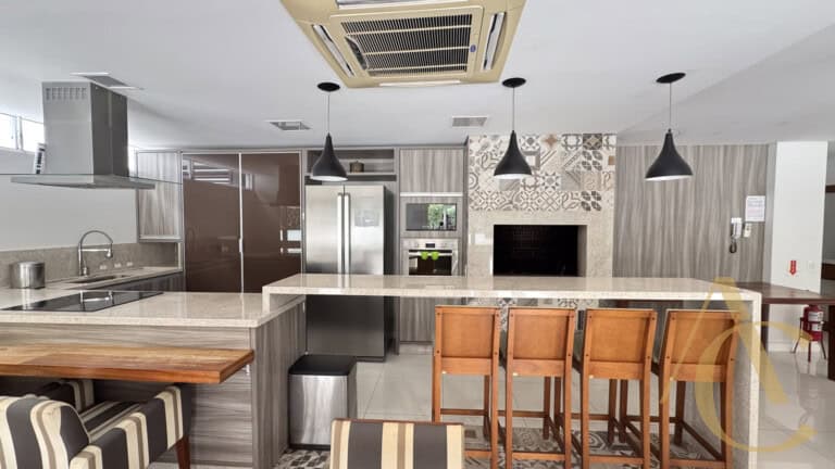 Apartamento/Cobertura à venda – 4 quartos sendo 2 suítes – Agronômica, Florianópolis/SC.