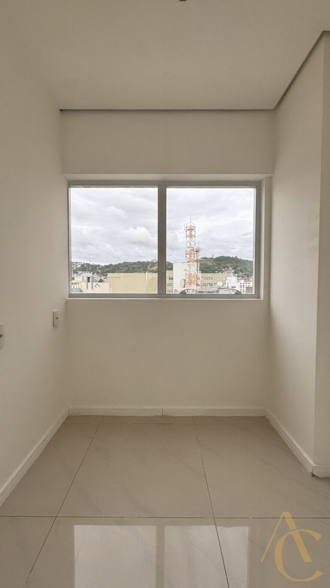 Sala para alugar – 77,45m² – Centro – Florianópolis/SC.