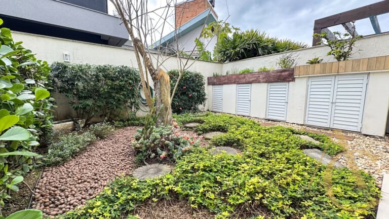 Casa residencial para venda – 4 suítes – Campeche, Florianópolis/SC.