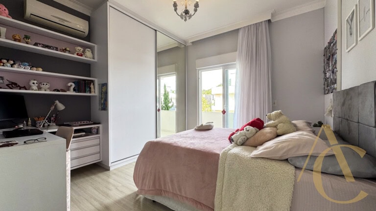 Casa residencial para venda – 4 suítes – Campeche, Florianópolis/SC.