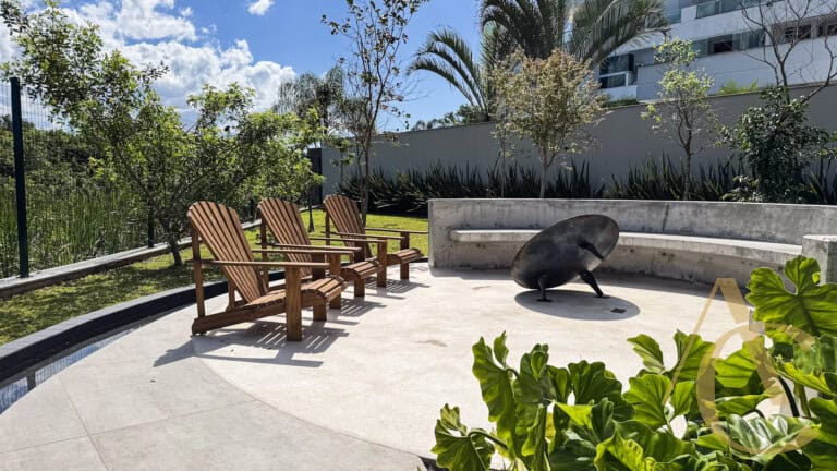 Apartamento duplex à venda – 2 suítes – João Paulo – Florianópolis/SC.