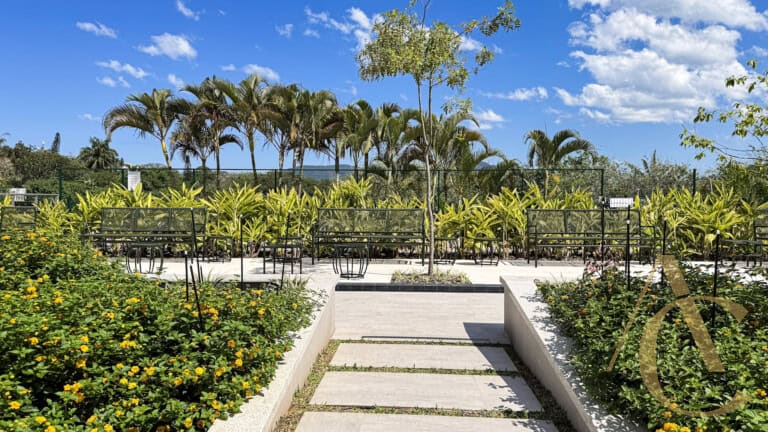 Apartamento duplex à venda – 2 suítes – João Paulo – Florianópolis/SC.