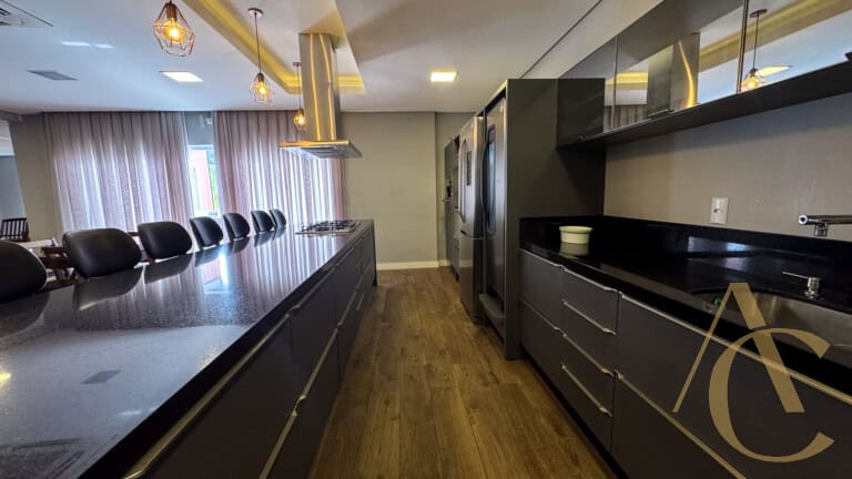 Casa residencial para venda – 4 suítes – Campeche, Florianópolis/SC.