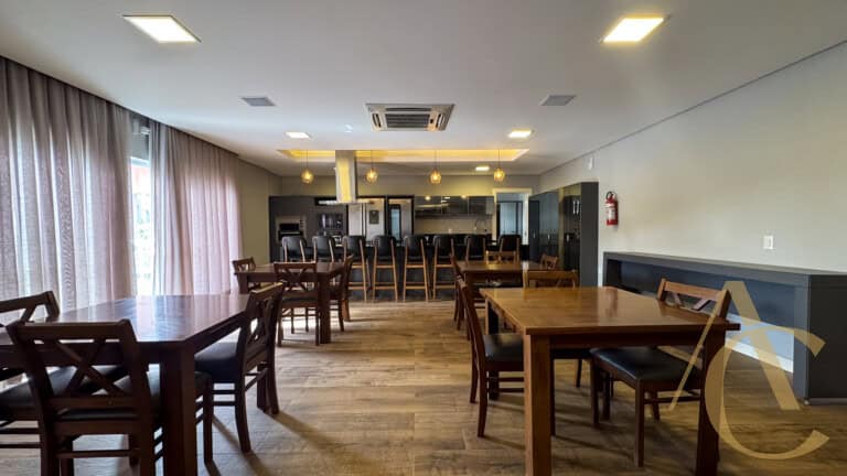 Casa residencial para venda – 4 suítes – Campeche, Florianópolis/SC.