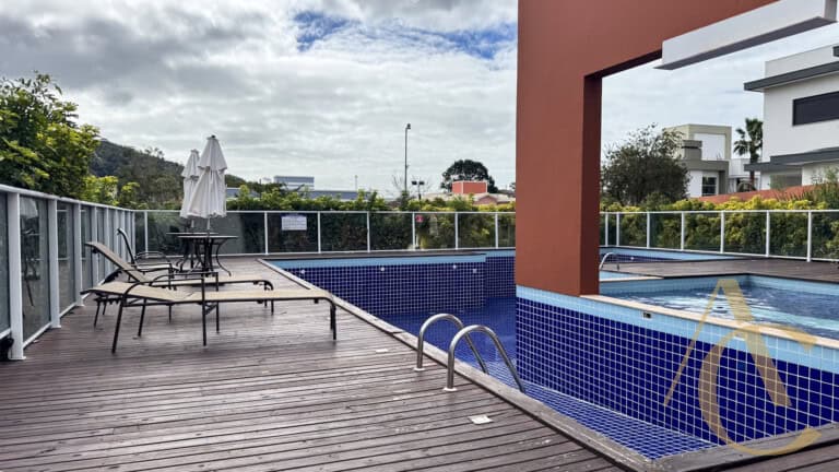 Casa residencial para venda – 4 suítes – Campeche, Florianópolis/SC.