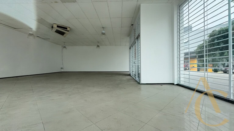 Loja para alugar – 165,00m² – Campinas – São José/SC