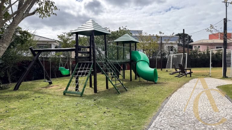 Casa residencial para venda – 4 suítes – Campeche, Florianópolis/SC.