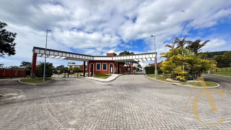 Casa residencial para venda – 4 suítes – Campeche, Florianópolis/SC.