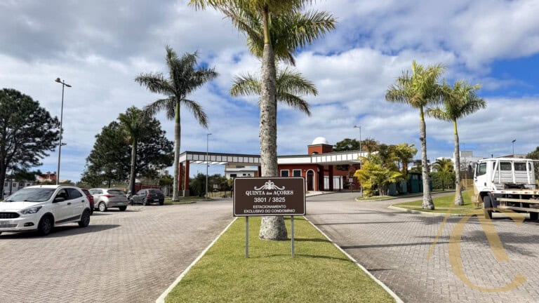Casa residencial para venda – 4 suítes – Campeche, Florianópolis/SC.