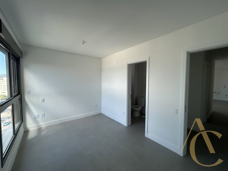 Apartamento à venda – 2 quartos sendo 1 suíte – Estreito – Florianópolis/SC.
