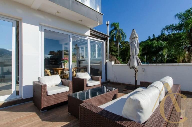 Casa residencial à venda – 4 suítes – João Paulo – Florianópolis/SC.