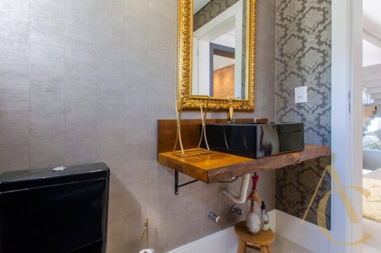 Casa residencial à venda – 4 suítes – João Paulo – Florianópolis/SC.