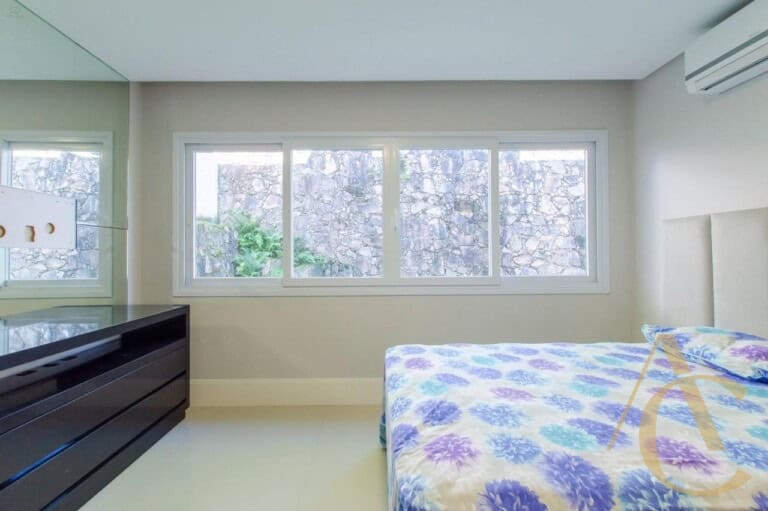 Casa residencial à venda – 4 suítes – João Paulo – Florianópolis/SC.