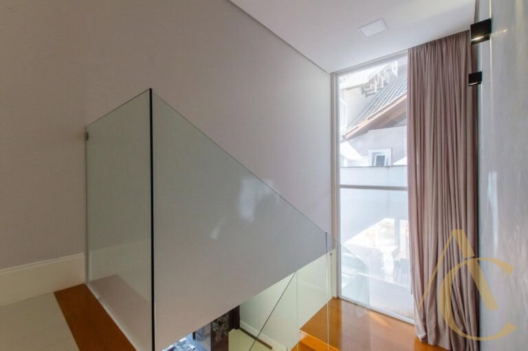 Casa residencial à venda – 4 suítes – João Paulo – Florianópolis/SC.