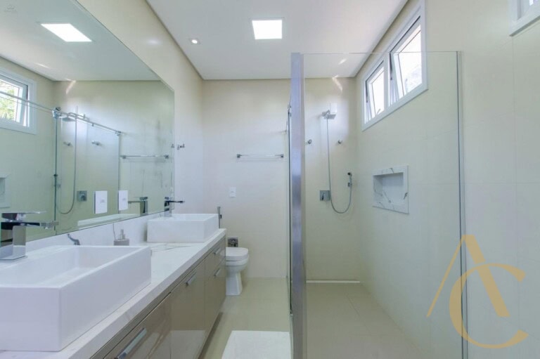 Casa residencial à venda – 4 suítes – João Paulo – Florianópolis/SC.