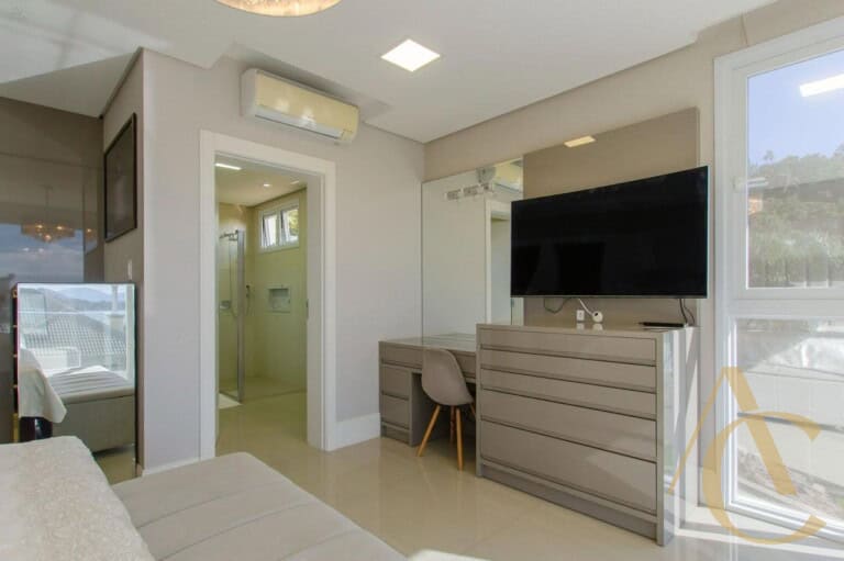 Casa residencial à venda – 4 suítes – João Paulo – Florianópolis/SC.