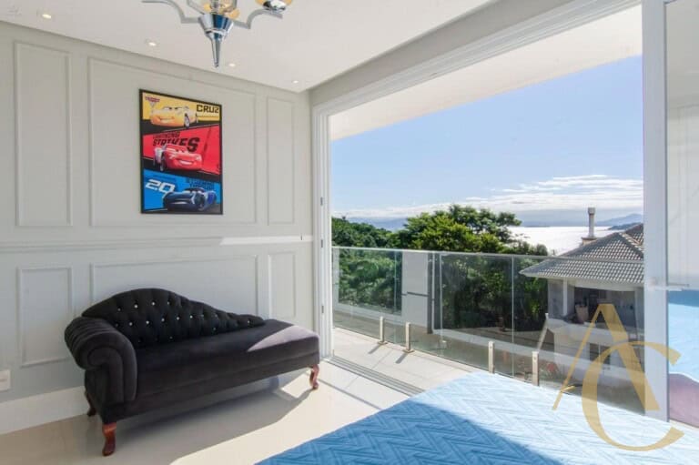 Casa residencial à venda – 4 suítes – João Paulo – Florianópolis/SC.