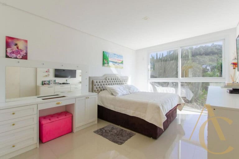Casa residencial à venda – 4 suítes – João Paulo – Florianópolis/SC.