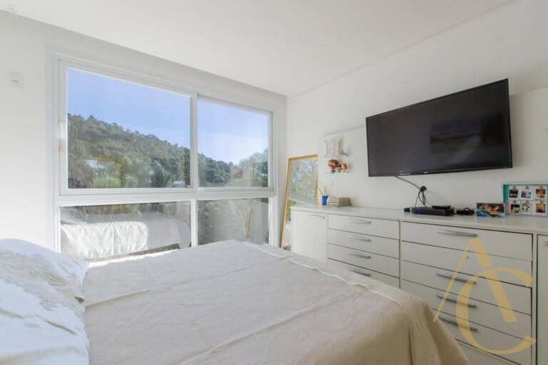 Casa residencial à venda – 4 suítes – João Paulo – Florianópolis/SC.