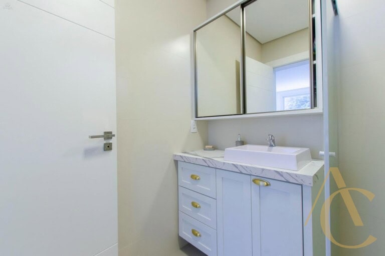 Casa residencial à venda – 4 suítes – João Paulo – Florianópolis/SC.