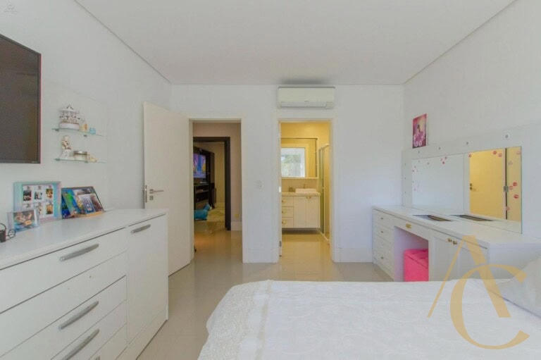 Casa residencial à venda – 4 suítes – João Paulo – Florianópolis/SC.