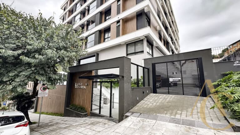 RESERVADO – Apartamento para alugar – 3 suítes – Centro – Florianópolis/SC.