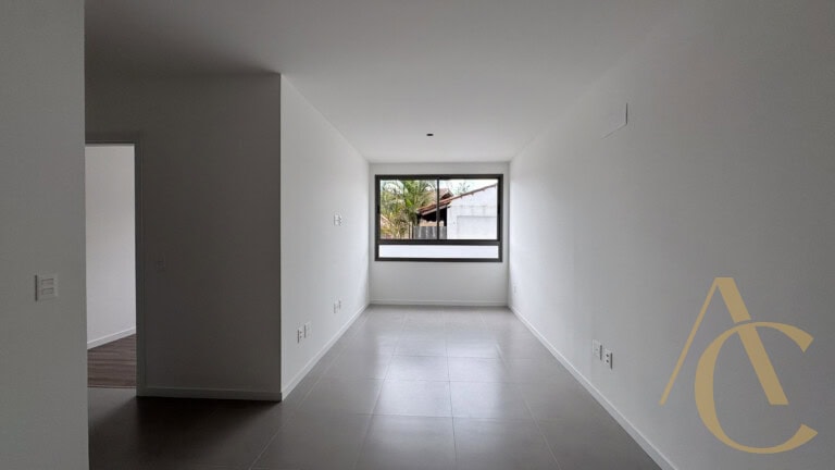 Apartamento à venda – 2 quartos sendo 1 suíte – Cacupé – Florianópolis/SC.